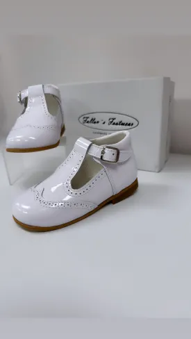 6271 White T-Bar Shoe