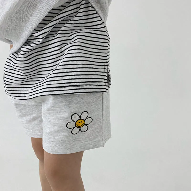 Daisy Short Sleeve Top and Shorts Set