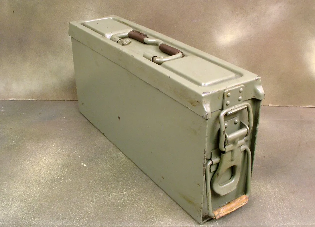 German MG 34/42 Ammunition Can in Postwar Green: WW2 Marked