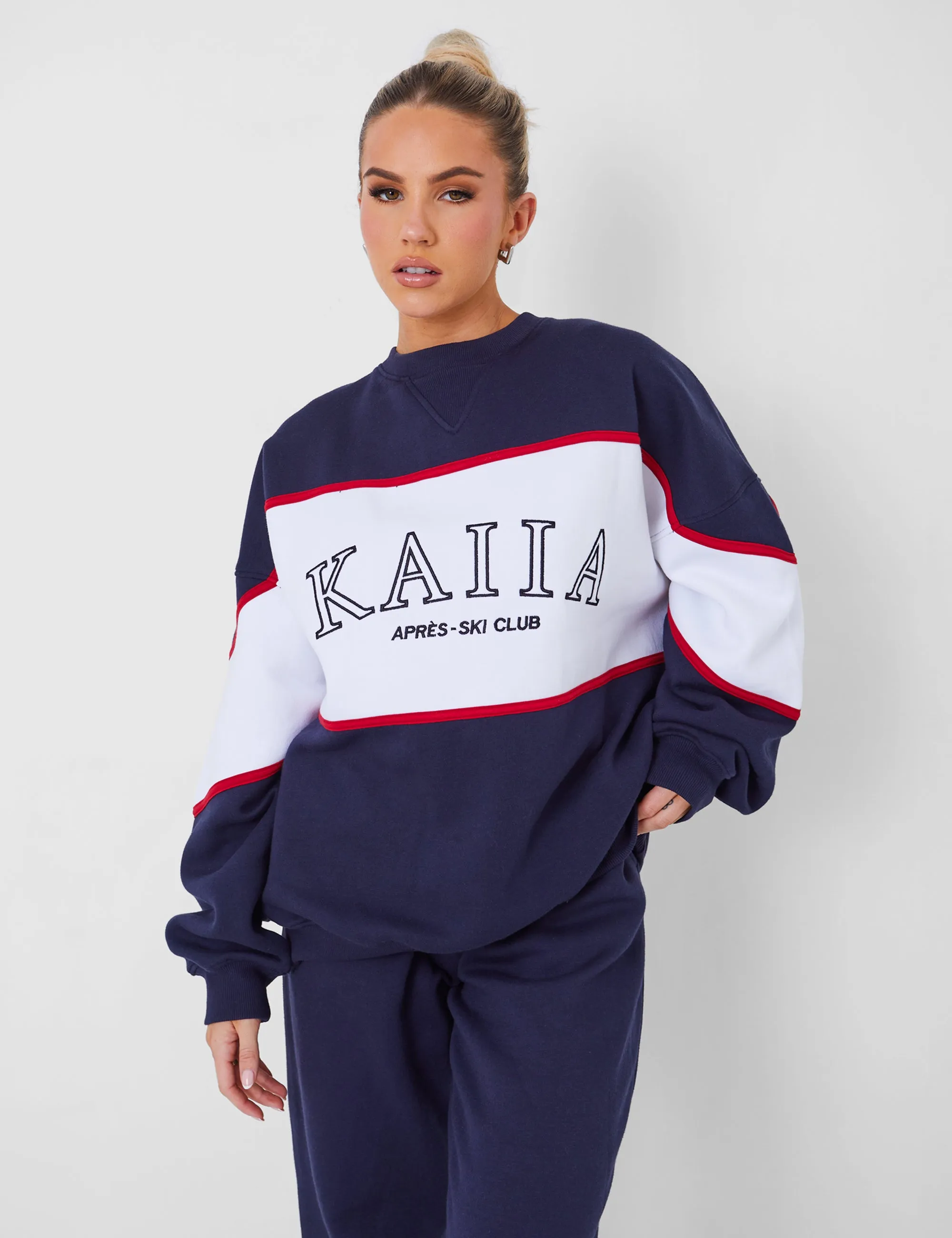 Kaiia Sport Oversized Sweatshirt in Navy